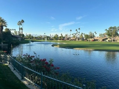 Lake Condo For Sale in Palm Desert, California