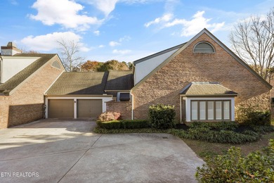 Fort Loudoun Lake Condo Sale Pending in Knoxville Tennessee