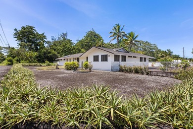 Spacious, Kamaaina-style 2-bedroom, 3-bathroom home located just - photo 2