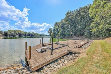Smith Mountain Lake Lot Sale Pending in Goodview Virginia