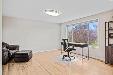 MLS# 292226 This well-maintained, two-story house with a - photo 31