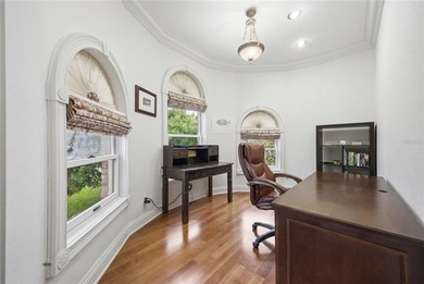 One or more photo(s) has been virtually staged. Distinctively - photo 32