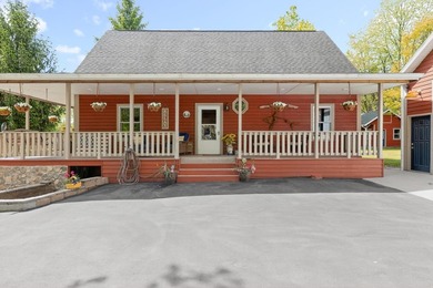 Magnificent 4-BD 3-BA 3,768-sq-ft cedar home, designed & - photo 7
