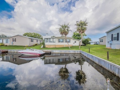 Lake Home For Sale in Leesburg, Florida