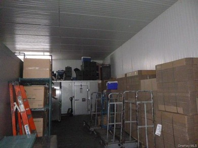 Perfect owner user industrial building currently utilized for - photo 11