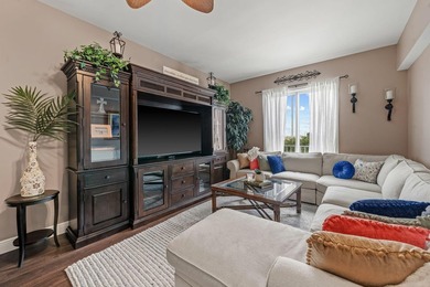 Beautifully updated and move-in ready condo in the heart of - photo 1
