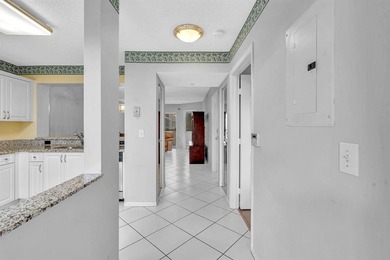 Lovely home, hardly occupied. Gourgase* 2-bed, 1.5-bath condo