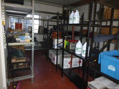 Perfect owner user industrial building currently utilized for - photo 20