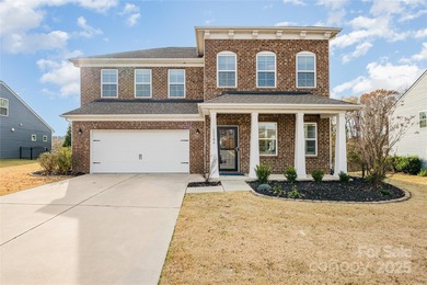 Lake Norman Home Active Under Contract in Huntersville North Carolina