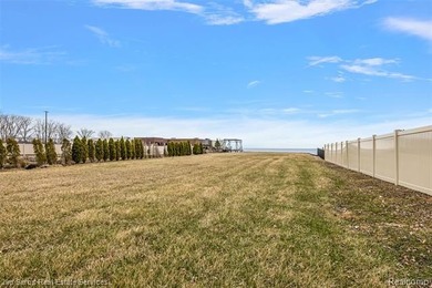 An exceptional opportunity to create a custom waterfront estate - photo 6