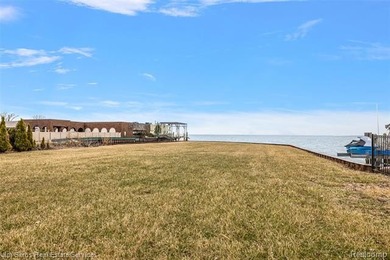 An exceptional opportunity to create a custom waterfront estate - photo 7