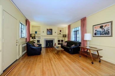 Welcome to 1264 Rhinelander Avenue, a rare custom-built side - photo 5
