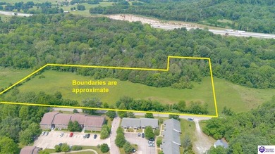 OVER 8 ACRES! Located right in the heart of Munfordville, close - photo 11