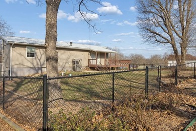 1979 Built Home and a 30x45 Morton Shop building with a concrete - photo 11