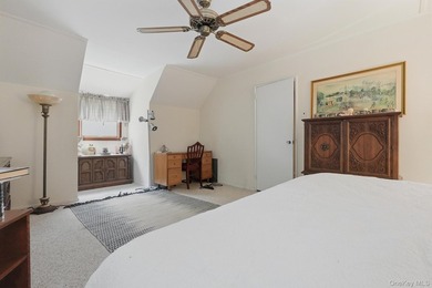 Welcome home to this beautifully maintained charming residence - photo 15
