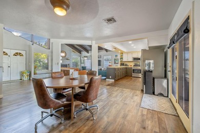 700 W Pine is Exeter's most sought-after addresses. This - photo 15
