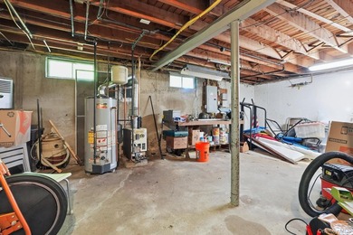 Welcome home to this beautifully maintained charming residence - photo 22