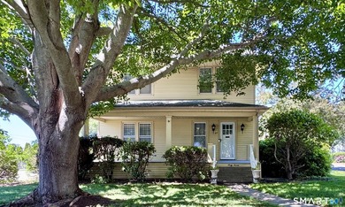 Nestled in right off of the desirable Gulf Street, this charming - photo 23