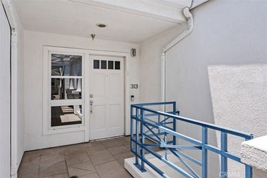 First time on the market in 32 years. The premiere, end unit - photo 5