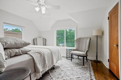 Welcome home to this incredible lake retreat in Lake Quivira! - photo 26
