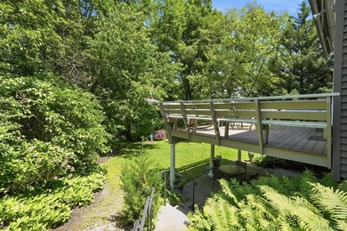 Welcome home to this beautifully maintained charming residence - photo 27