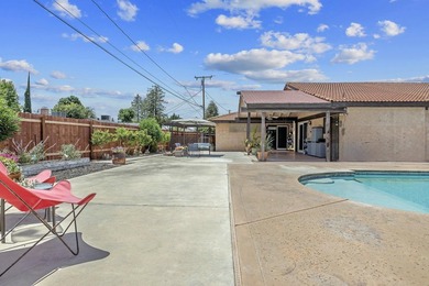 700 W Pine is Exeter's most sought-after addresses. This - photo 45