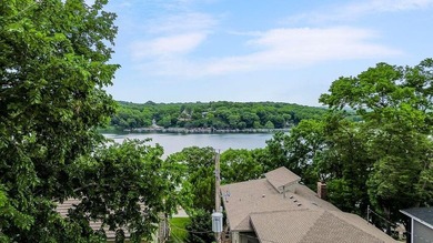 Welcome home to this incredible lake retreat in Lake Quivira! - photo 46