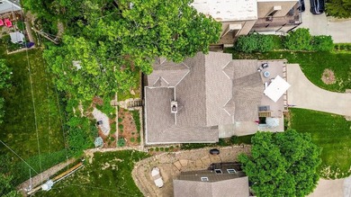 Welcome home to this incredible lake retreat in Lake Quivira! - photo 49