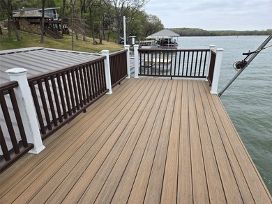 Prime lakefront investment opportunity on Moss Lake! This - photo 6