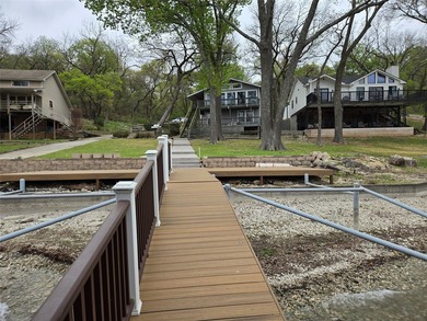 Prime lakefront investment opportunity on Moss Lake! This - photo 7
