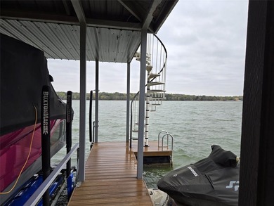 Prime lakefront investment opportunity on Moss Lake! This - photo 8