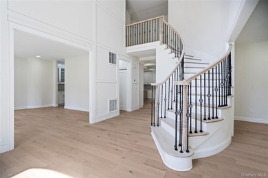 Welcome to this magnificent brick-faced Post Modern masterpiece - photo 9
