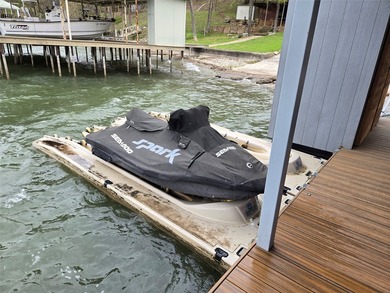 Prime lakefront investment opportunity on Moss Lake! This - photo 9