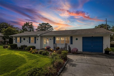 (private lake, pond, coastal) Home Sale Pending in Mastic New York