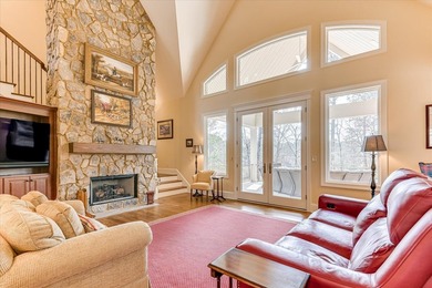 Fabulous Kisner-Built Home in The Reserve at Woodside. Nestled - photo 6
