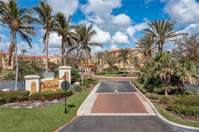 LUXURY HARBORFRONT CONDO WITH PANORAMIC VIEWS - FURNISHED & - photo 2