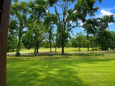 Come relax & take in the views at this custom-built 3-bedroom - photo 20