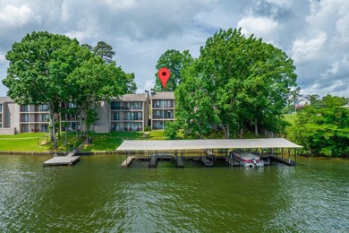 Experience the ultimate Lake Hamilton lifestyle in this - photo 1