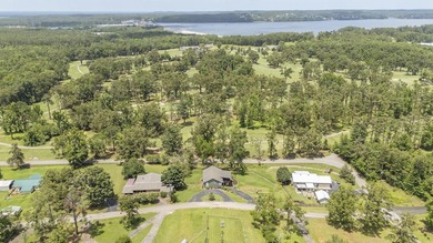 Come relax & take in the views at this custom-built 3-bedroom - photo 25