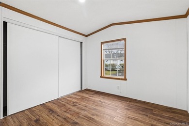 Recently renovated 2004 manufactured home located in a desirable - photo 26