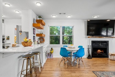Experience the ultimate Lake Hamilton lifestyle in this - photo 10