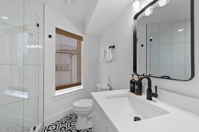 Gross Rental Income of $195,000 in the First Year! Fully - photo 34