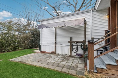 Recently renovated 2004 manufactured home located in a desirable - photo 36