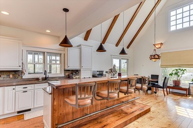 A rare opportunity to own a turnkey 30-acre multi-discipline - photo 9