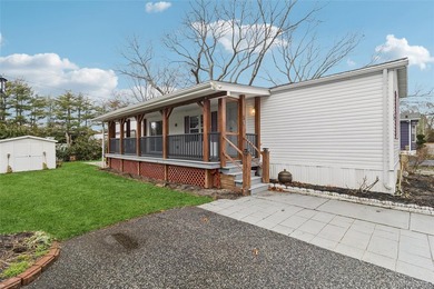Recently renovated 2004 manufactured home located in a desirable - photo 40