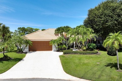 (private lake, pond, coastal) Home For Sale in Palm Beach Gardens Florida