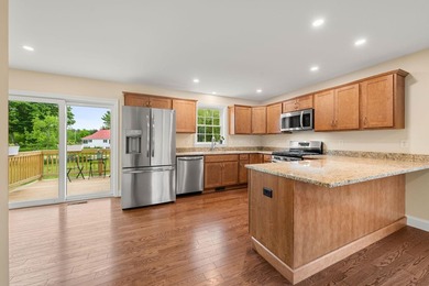 Welcome to Violette Estates! This beautiful new condo is ready - photo 11
