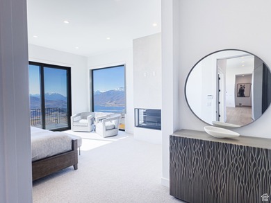 Discover unbeatable panoramic views of Deer Valley, the - photo 15