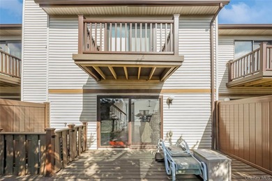 Welcome to Maintenance-Free Living in Willow Wood! Discover the - photo 19
