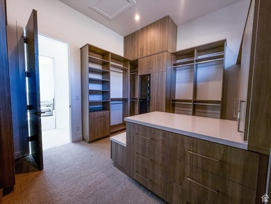 Discover unbeatable panoramic views of Deer Valley, the - photo 21
